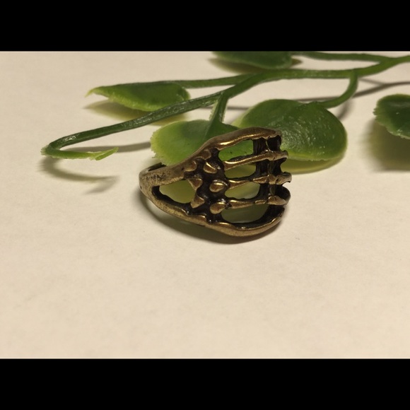 🌵3 for 20$ Skeleton ring - Picture 3 of 4